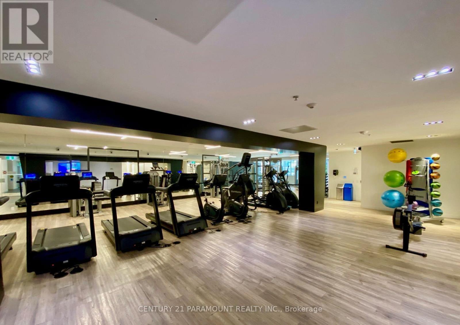 3315 - 181 Dundas Street E, Toronto, ON - Indoor Photo Showing Gym Room