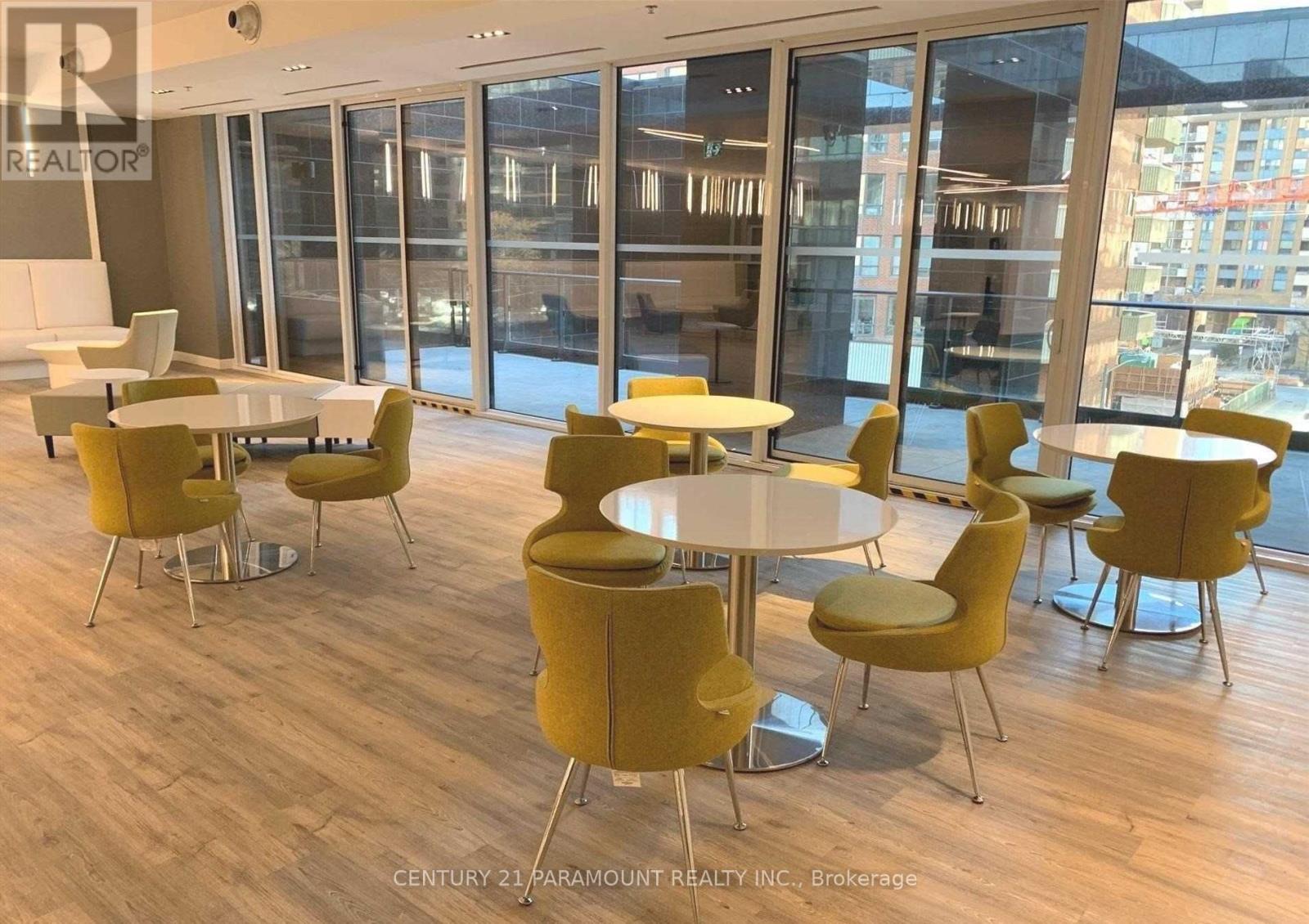 3315 - 181 Dundas Street E, Toronto, ON - Indoor Photo Showing Dining Room