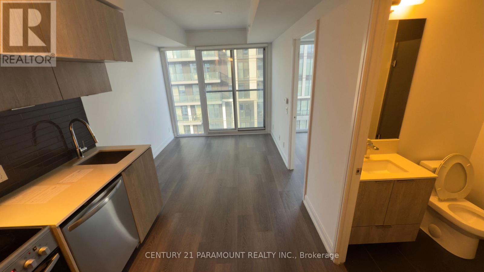 3315 - 181 Dundas Street E, Toronto, ON - Indoor