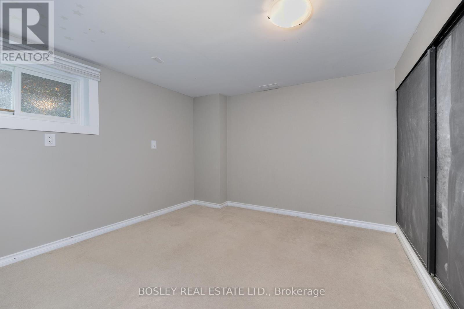 651 Cosburn Avenue, Toronto, ON - Indoor Photo Showing Other Room