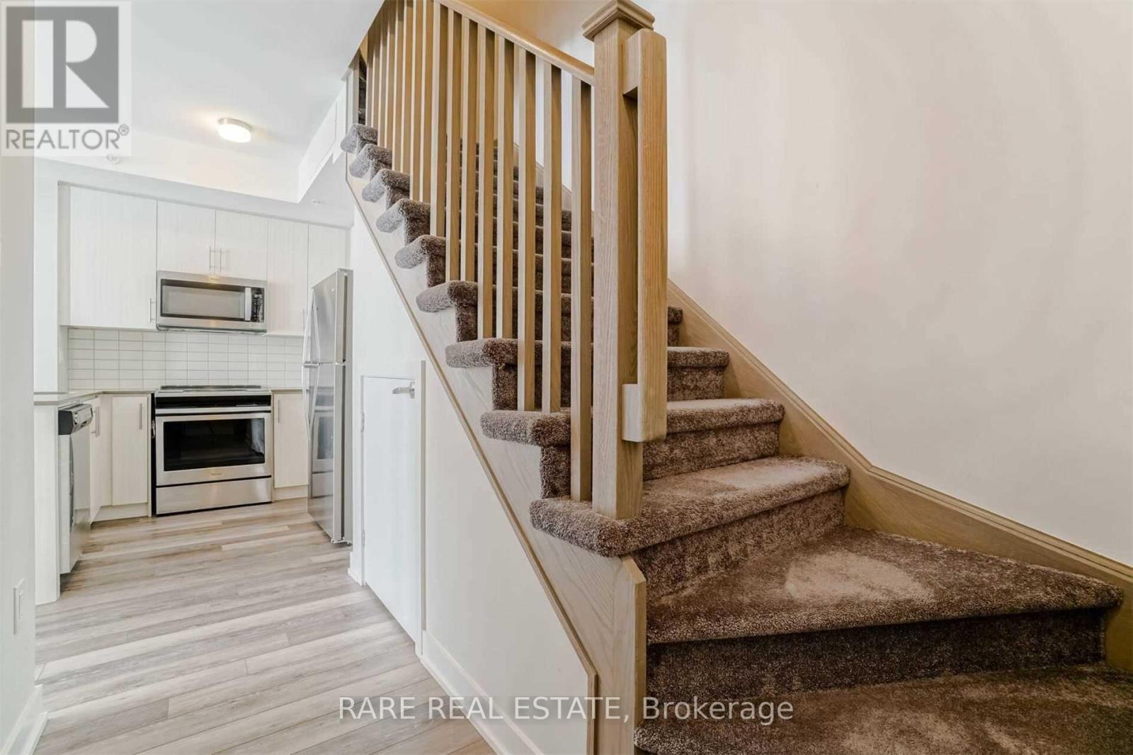 8 - 3483 Widdicombe Way, Mississauga, ON - Indoor Photo Showing Other Room