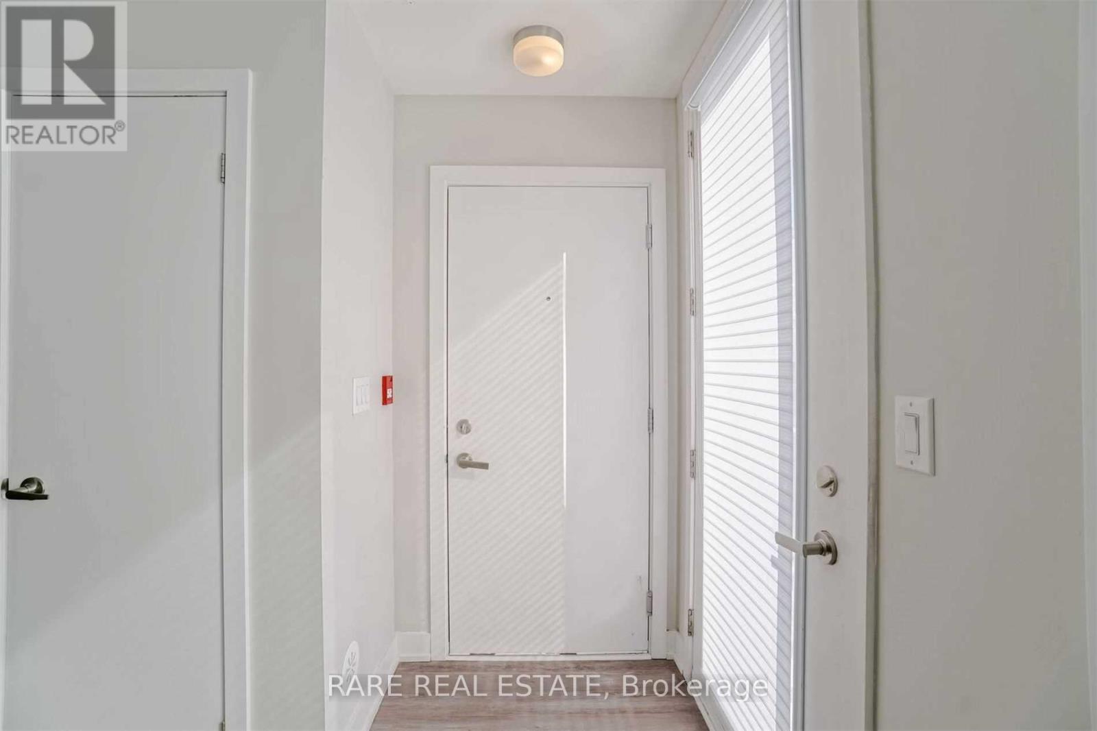 8 - 3483 Widdicombe Way, Mississauga, ON - Indoor Photo Showing Other Room