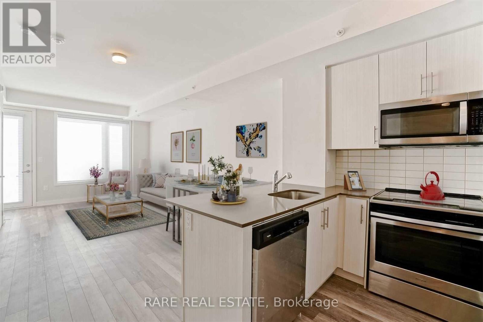8 - 3483 Widdicombe Way, Mississauga, ON - Indoor Photo Showing Kitchen