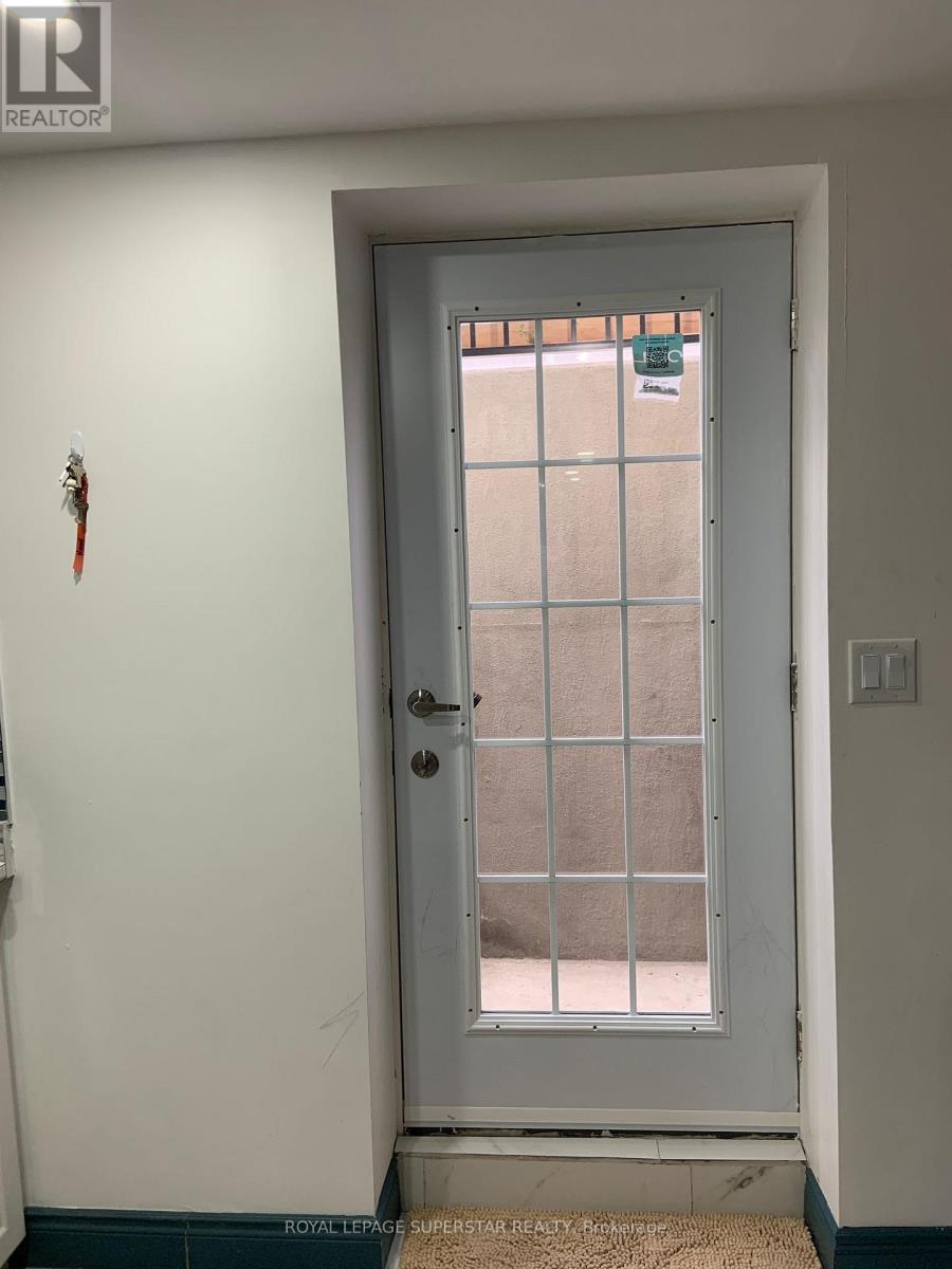 Bsmt - 34 Killick Road, Brampton, ON - Indoor Photo Showing Other Room