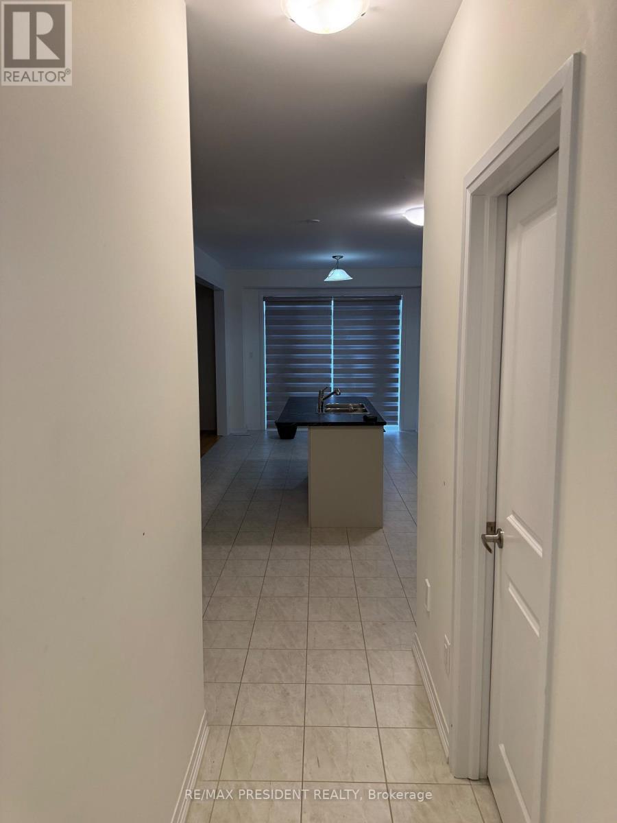 21 Velvet Way, Thorold, ON - Indoor Photo Showing Other Room