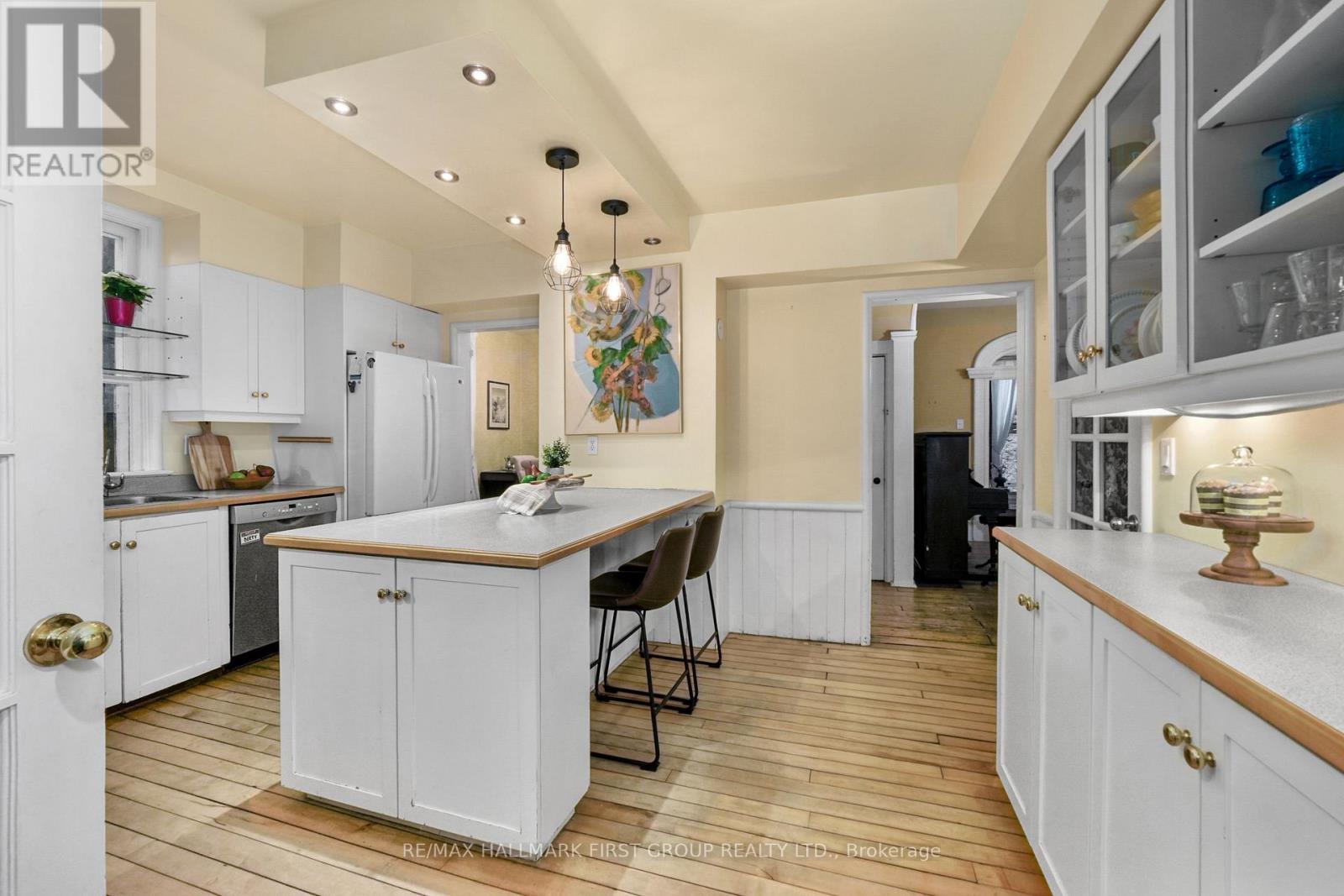 30 Bruton Street, Port Hope, ON - Indoor Photo Showing Kitchen