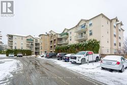 111 - 1450 BISHOPS GATE Oakville (Ga Glen Abbey), ON L6M 4N1