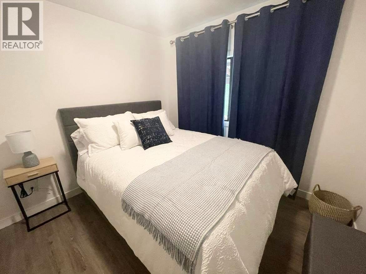 8936 Swanshore Road, Swansea Point, BC