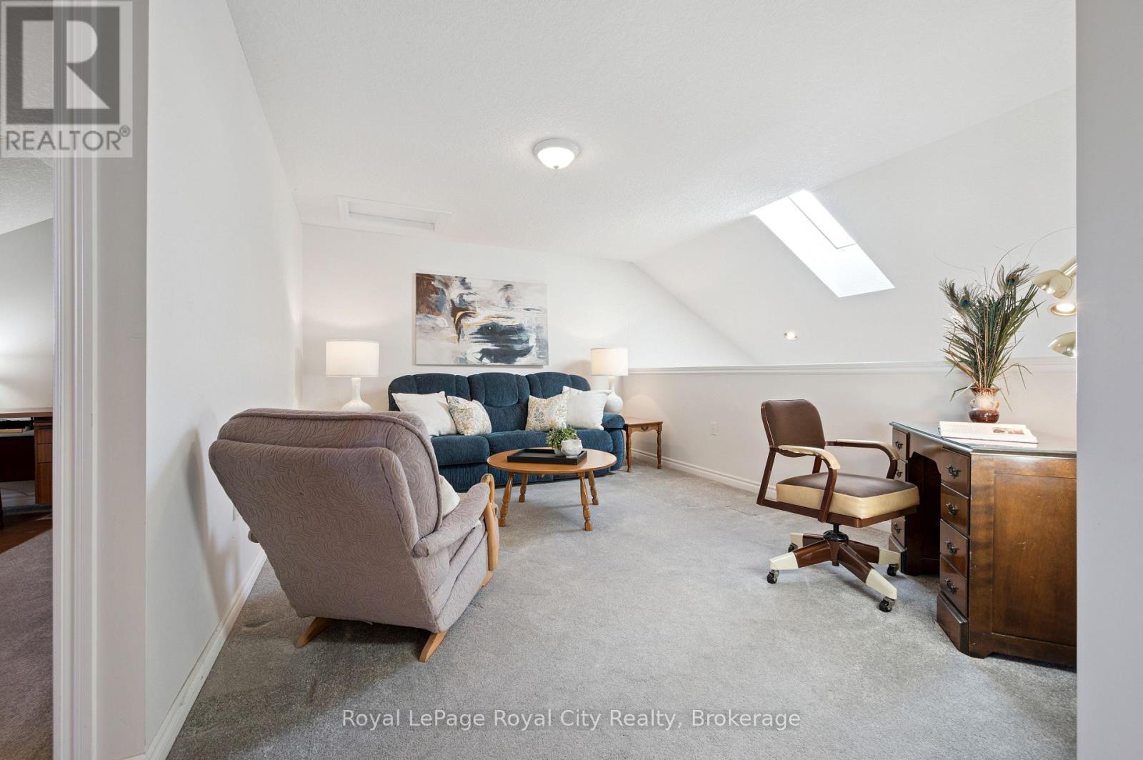 17 Terraview Crescent, Guelph (Kortright West), ON - Indoor