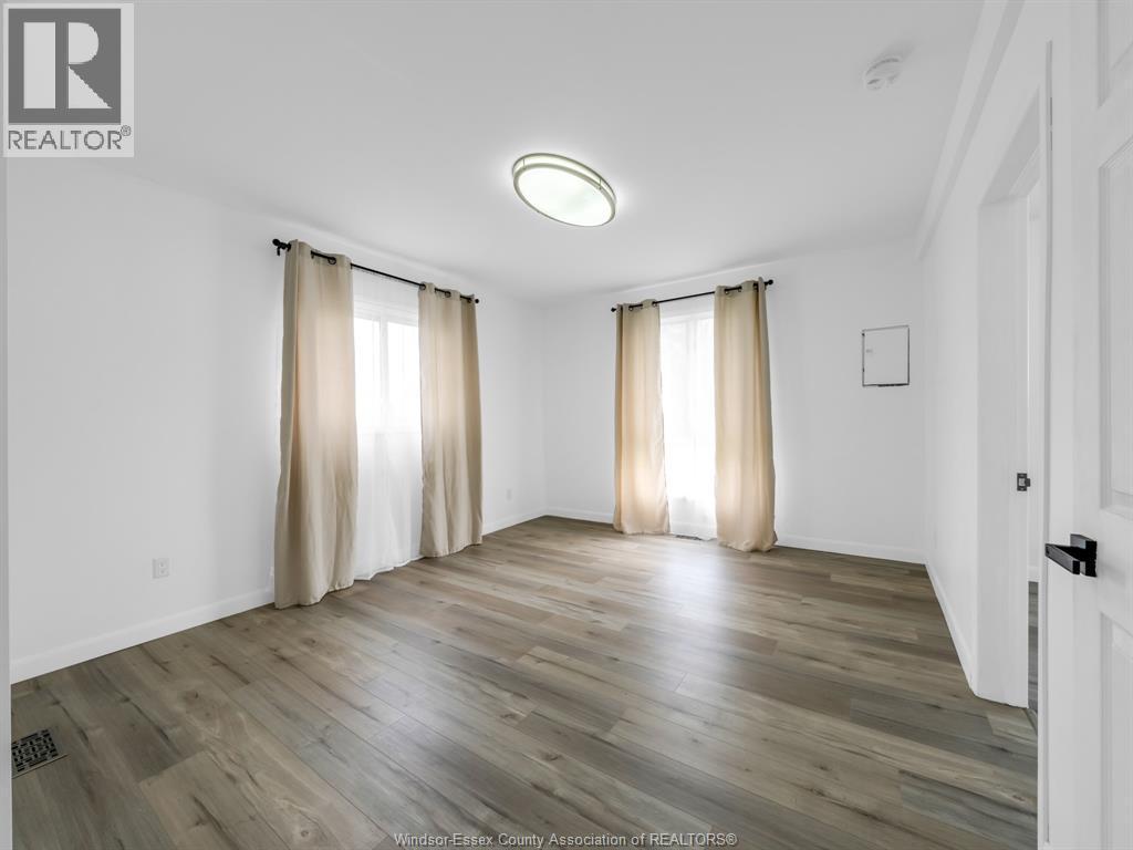 2432 Front Road, Lasalle, ON - Indoor Photo Showing Other Room