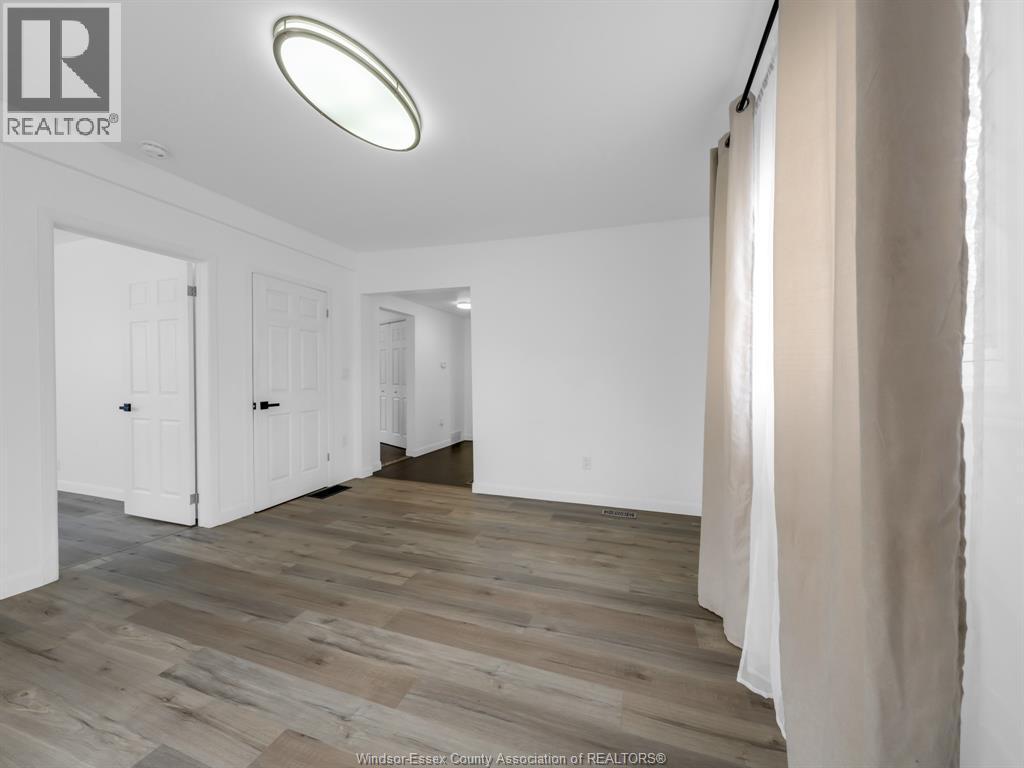 2432 Front Road, Lasalle, ON - Indoor Photo Showing Other Room