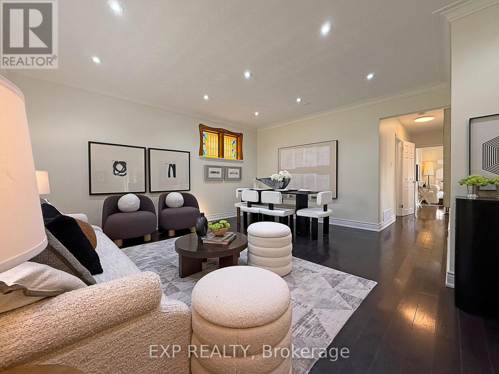 81 Meldazy Drive, Toronto, ON - Indoor Photo Showing Living Room
