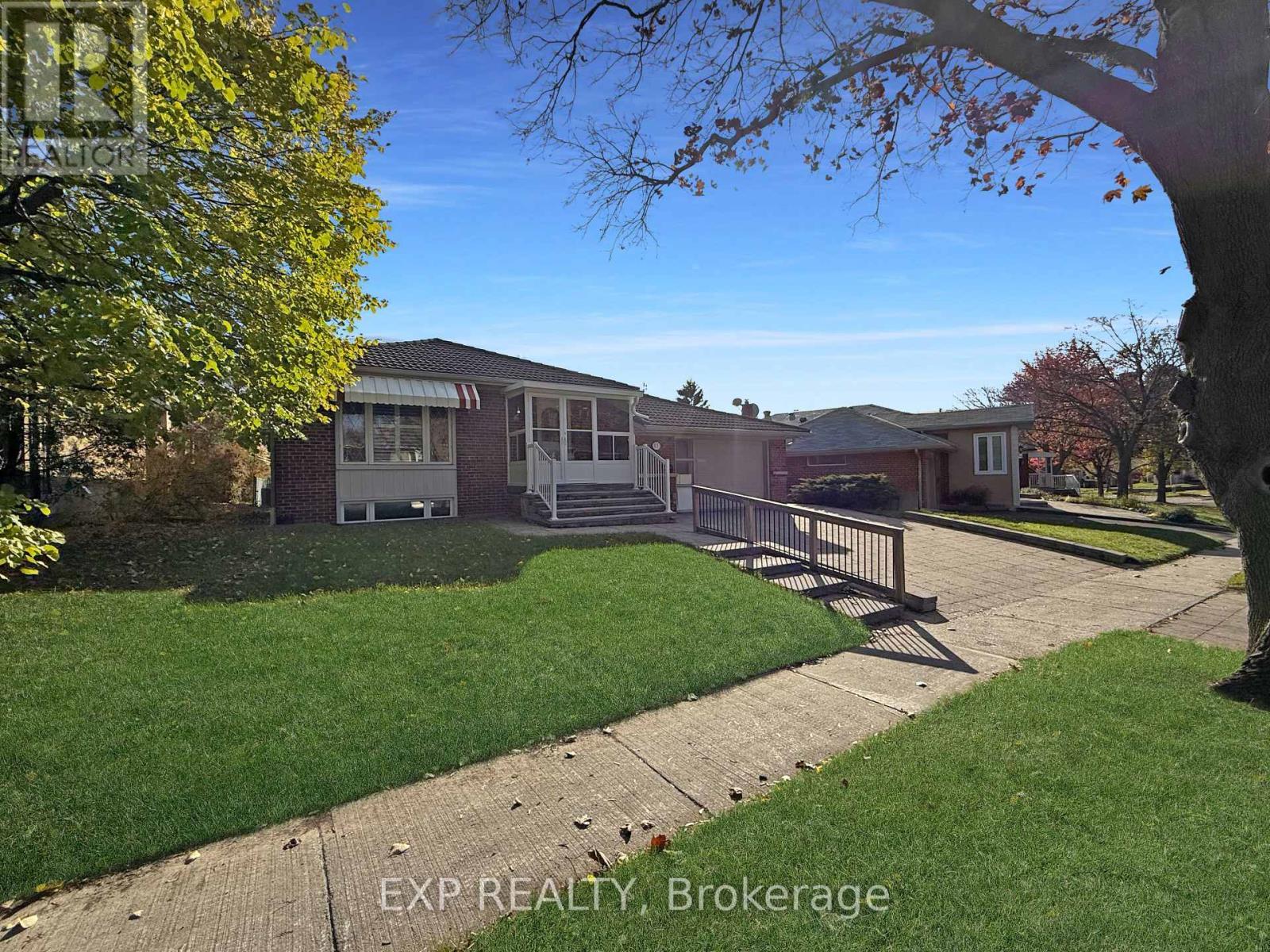 81 Meldazy Drive, Toronto, ON - Outdoor