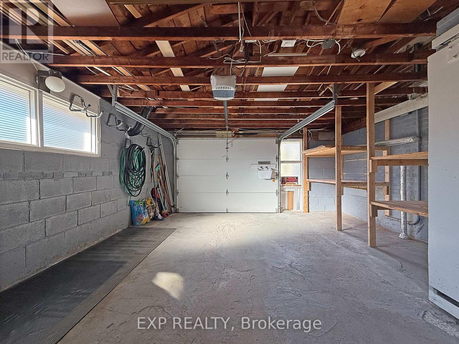81 Meldazy Drive, Toronto, ON - Indoor Photo Showing Garage