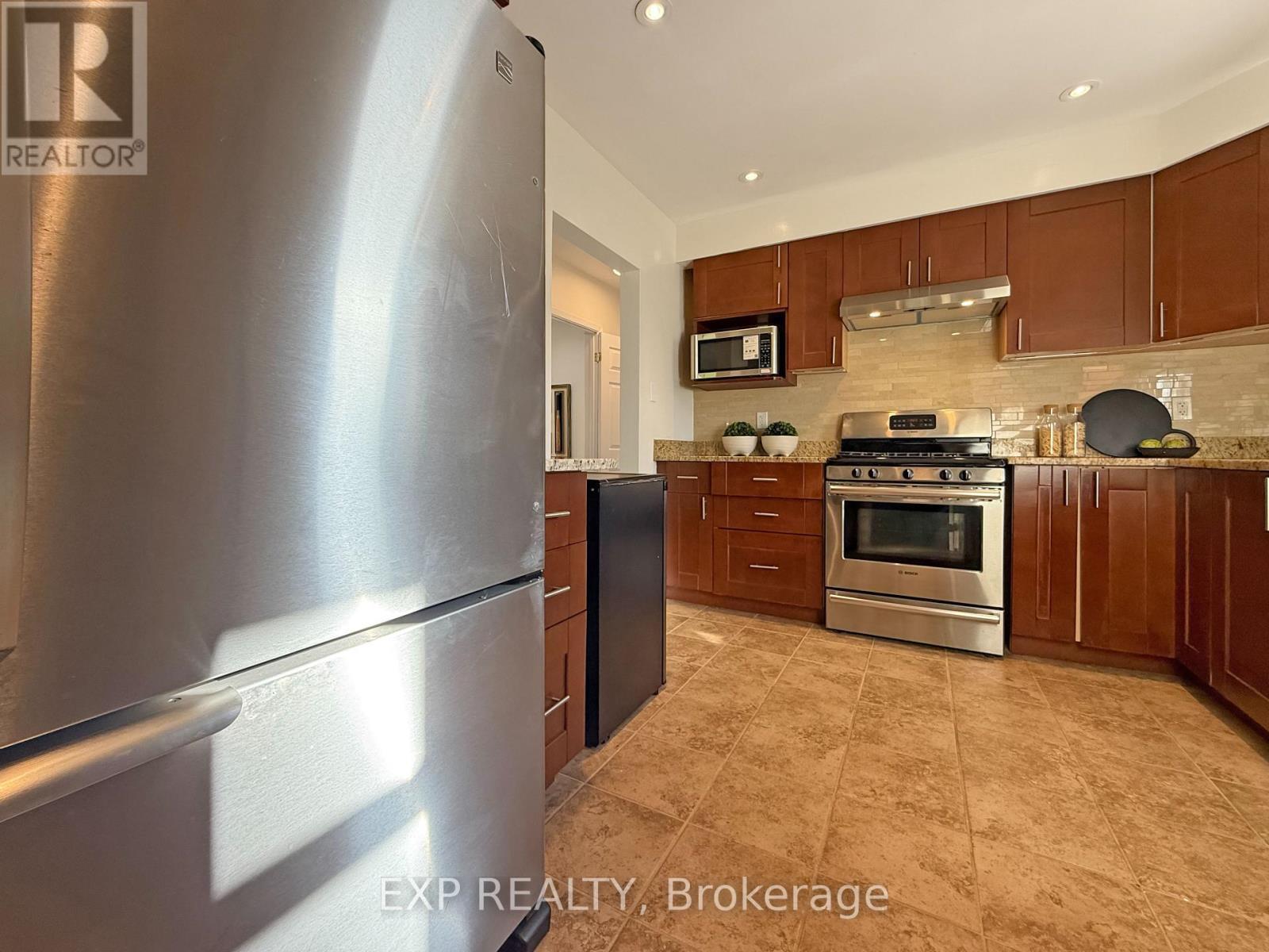 81 Meldazy Drive, Toronto, ON - Indoor Photo Showing Kitchen With Stainless Steel Kitchen