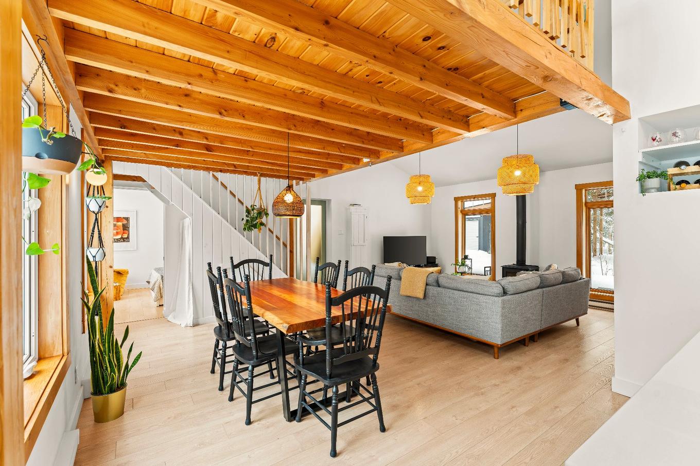 Salle à manger - 10 Ch. Lily-Butters, Eastman, QC - Indoor