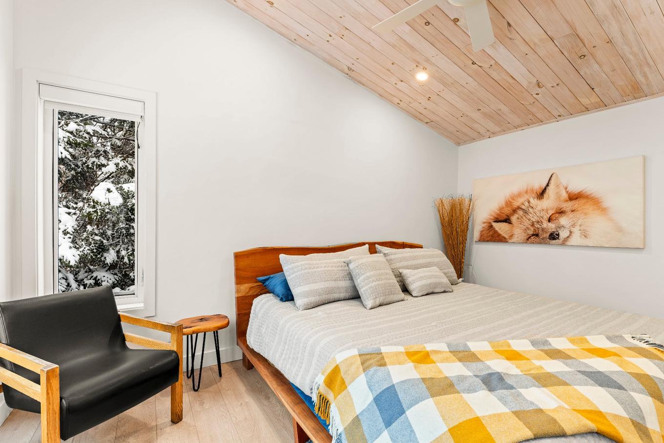 Chambre à coucher - 10 Ch. Lily-Butters, Eastman, QC - Indoor Photo Showing Bedroom