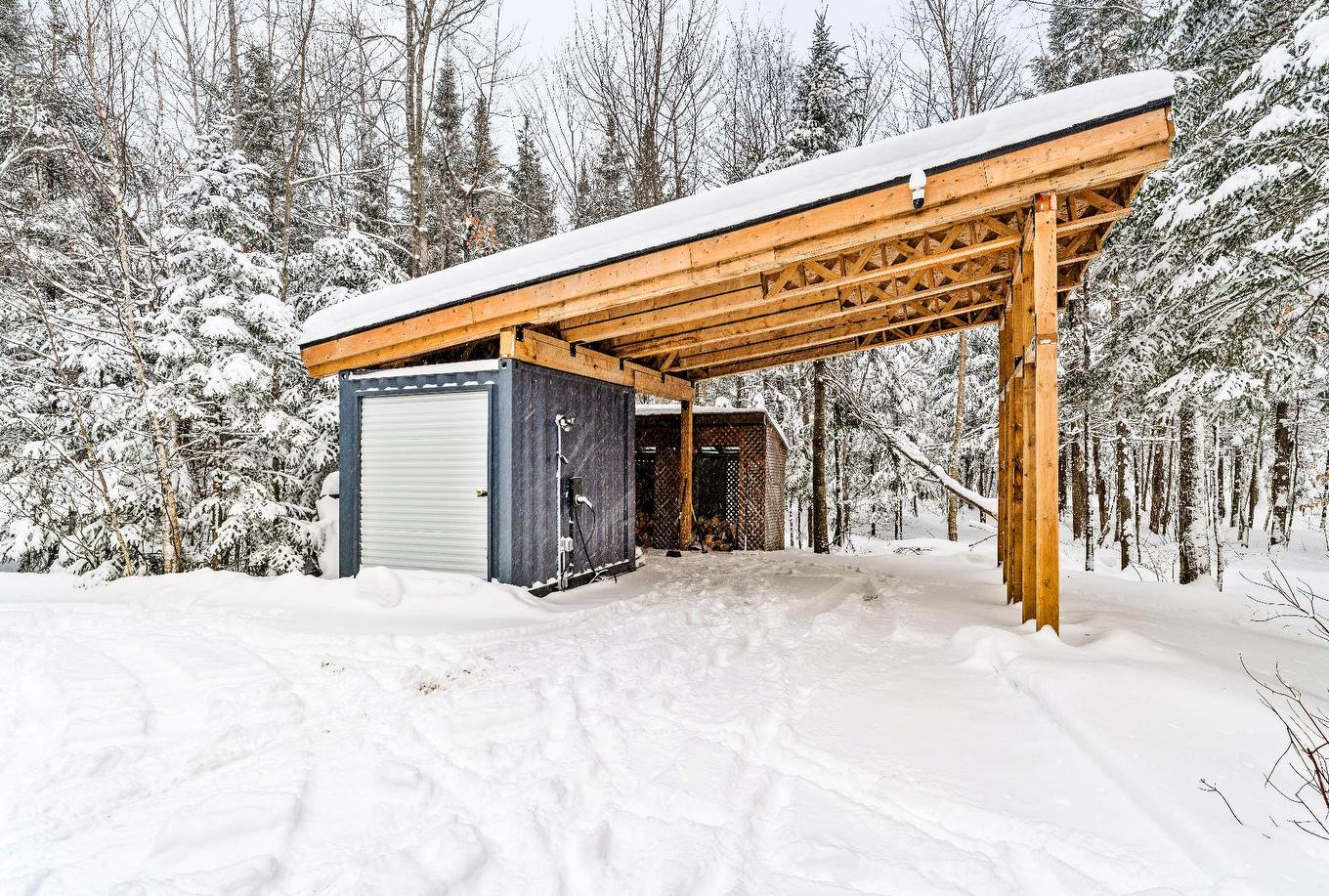 Stationnement - 10 Ch. Lily-Butters, Eastman, QC - Outdoor