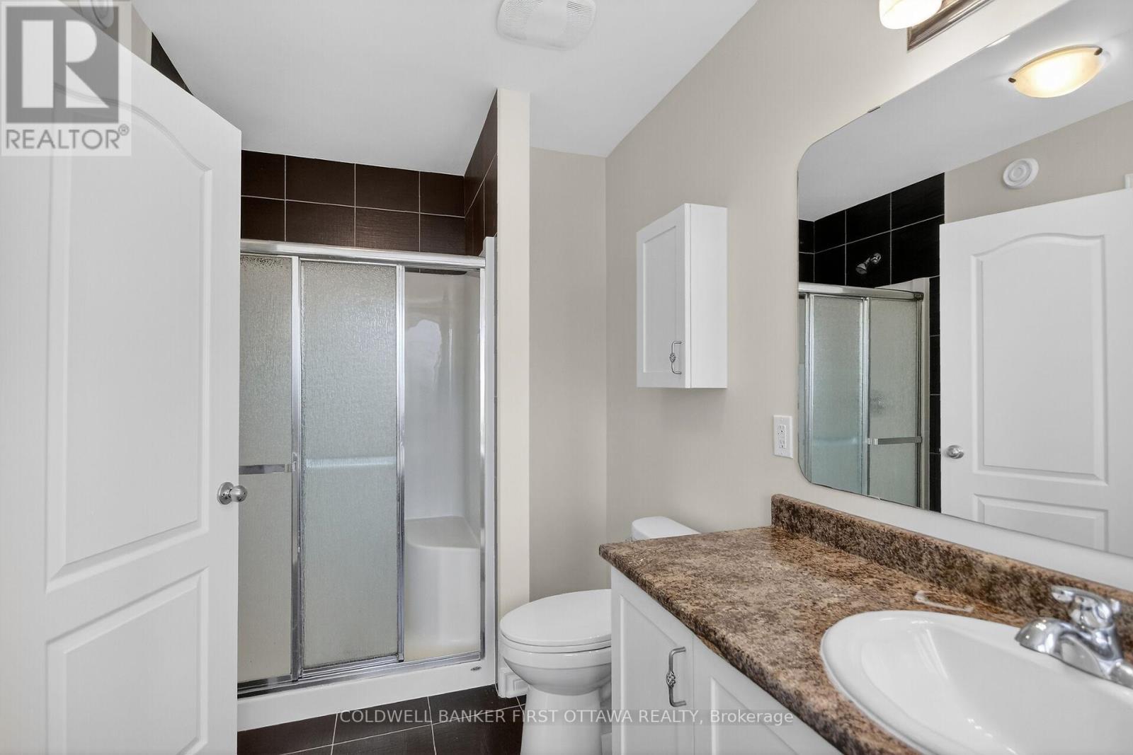 184 Highbury Park Drive, Ottawa, ON - Indoor Photo Showing Bathroom