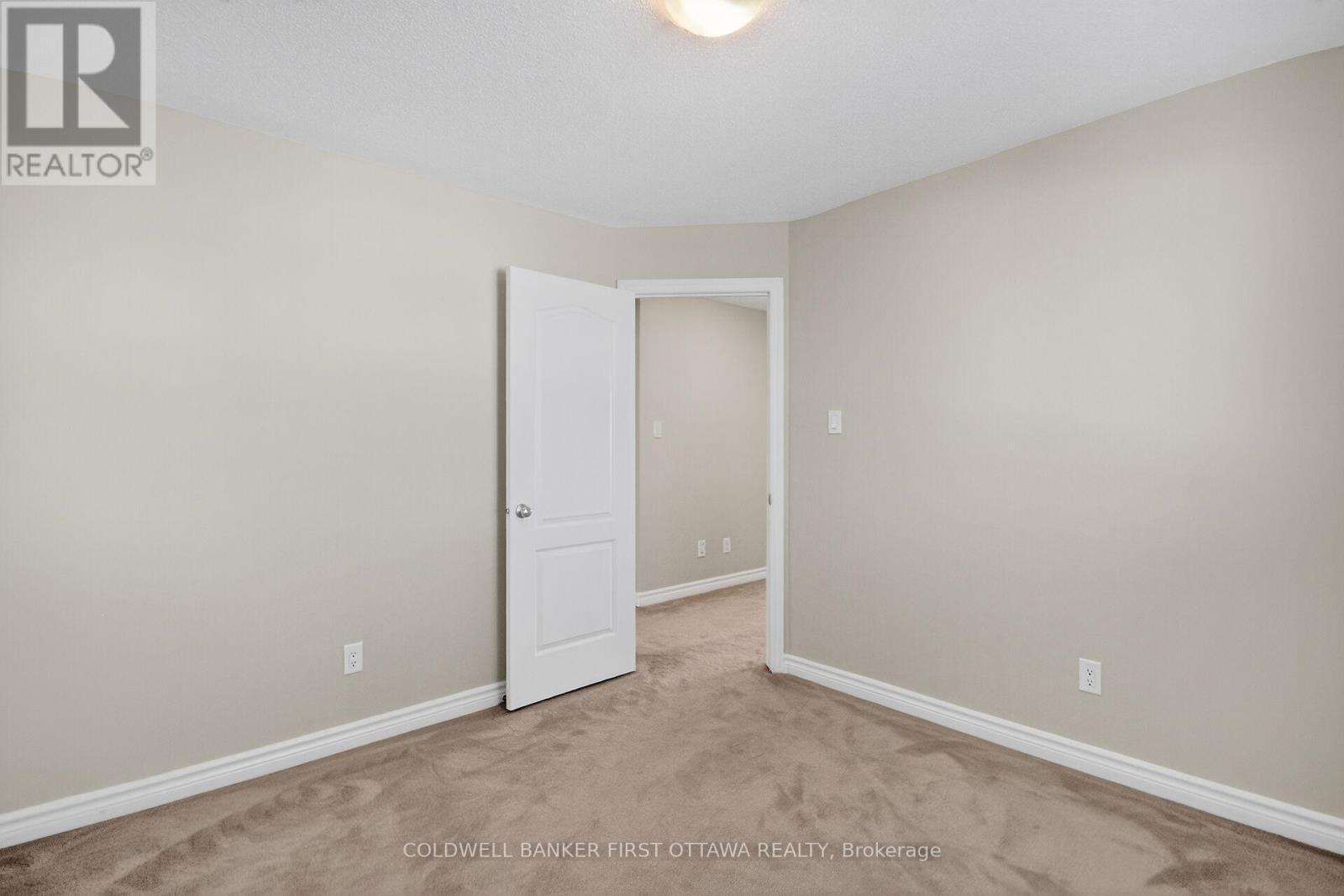 184 Highbury Park Drive, Ottawa, ON - Indoor Photo Showing Other Room