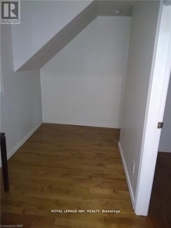 Upper bedroom 3 - 42 North Street, St. Catharines (Downtown), ON - Indoor Photo Showing Other Room