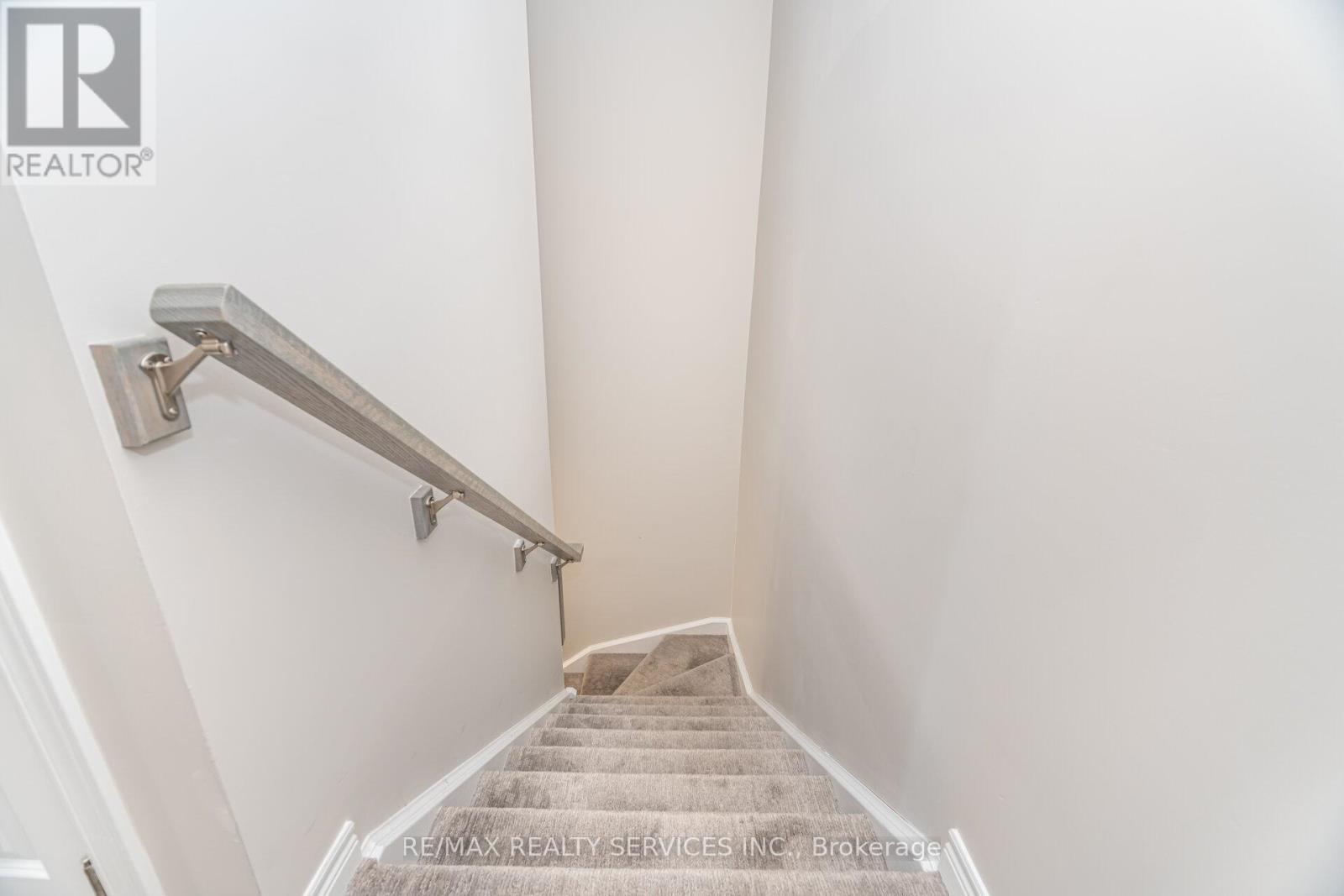 113 - 10 Birmingham Drive, Cambridge, ON - Indoor