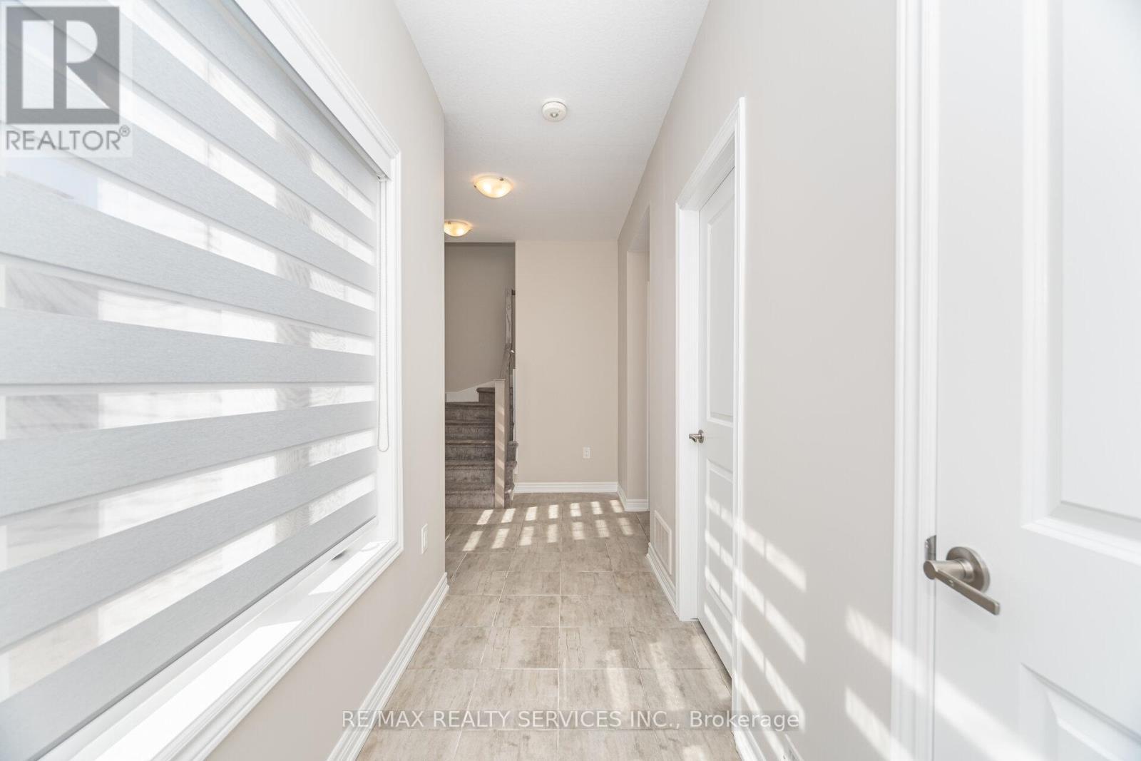 113 - 10 Birmingham Drive, Cambridge, ON - Indoor Photo Showing Other Room