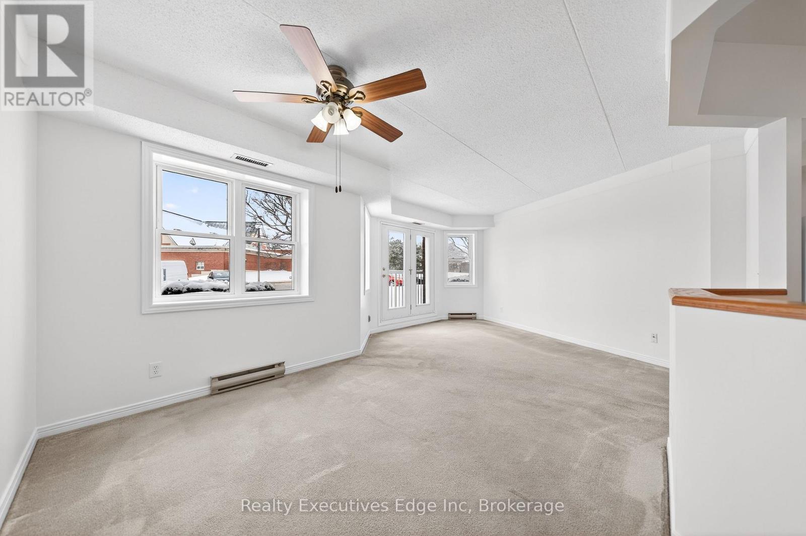 103 - 208 Silvercreek Parkway N, Guelph (Junction/Onward Willow), ON