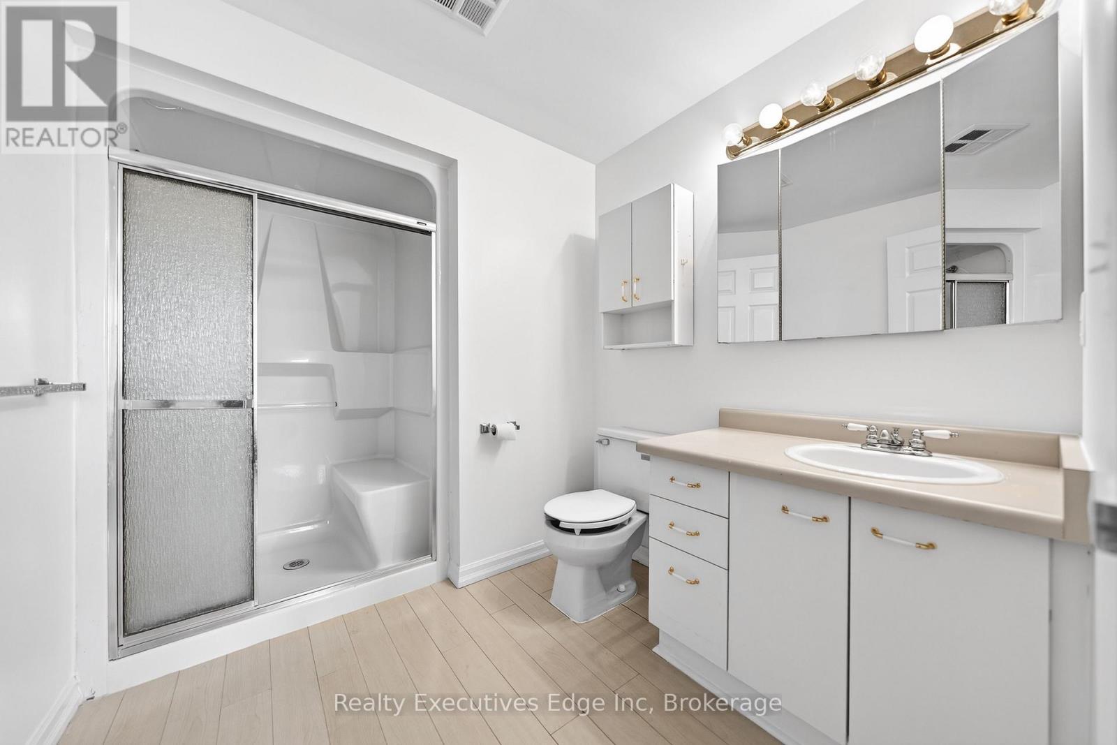 103 - 208 Silvercreek Parkway N, Guelph (Junction/Onward Willow), ON