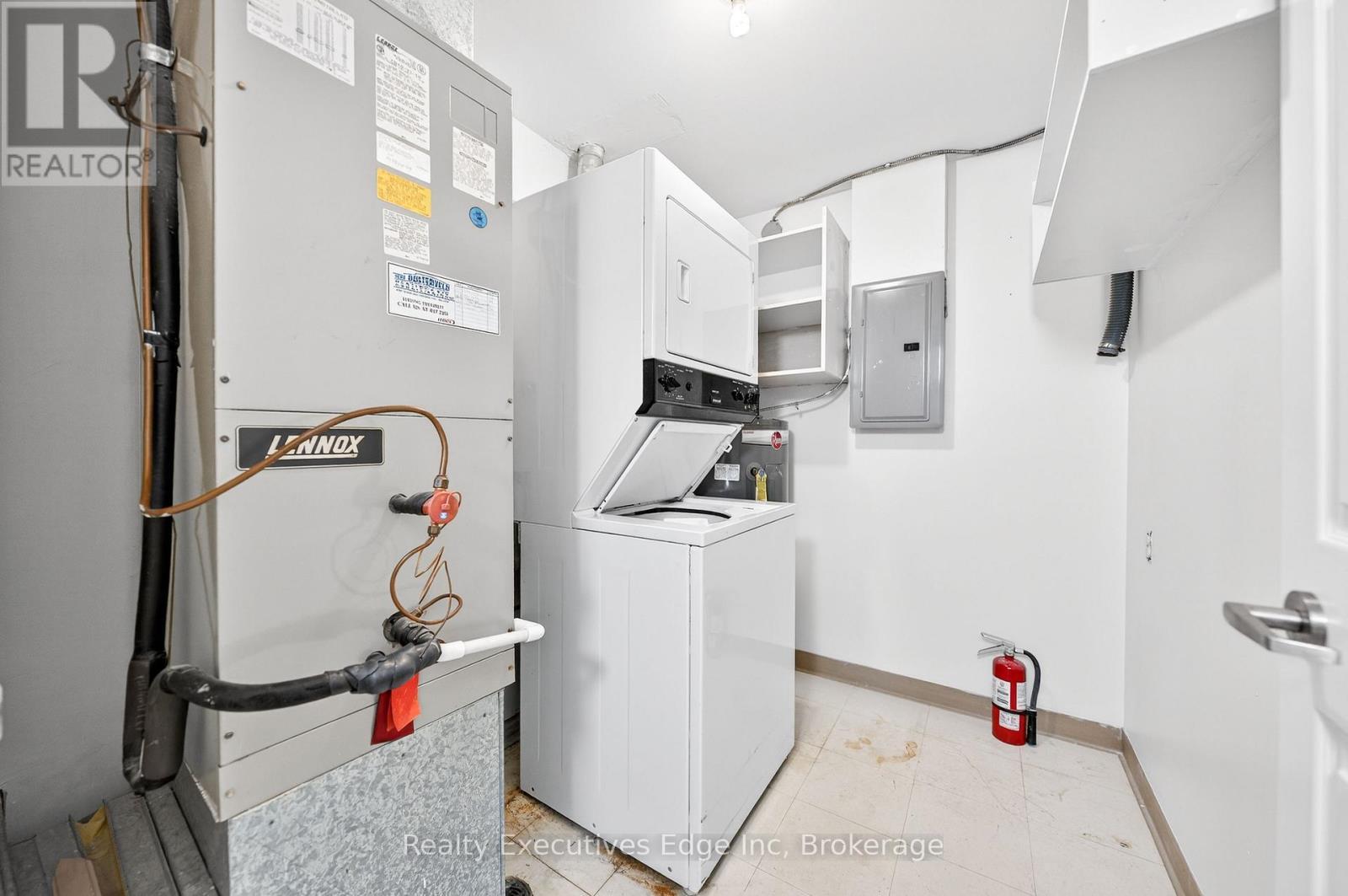 103 - 208 Silvercreek Parkway N, Guelph (Junction/Onward Willow), ON