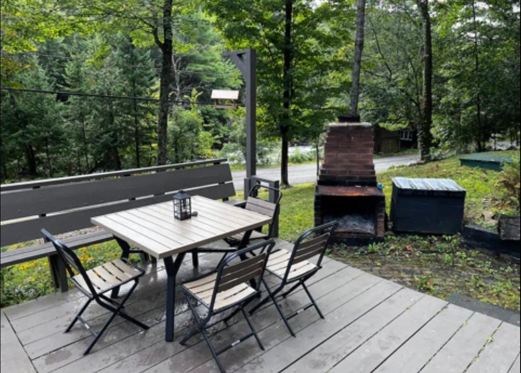 Terrasse - 313 Ch. De La Rivière-Blanche, Mayo, QC - Outdoor With Deck Patio Veranda