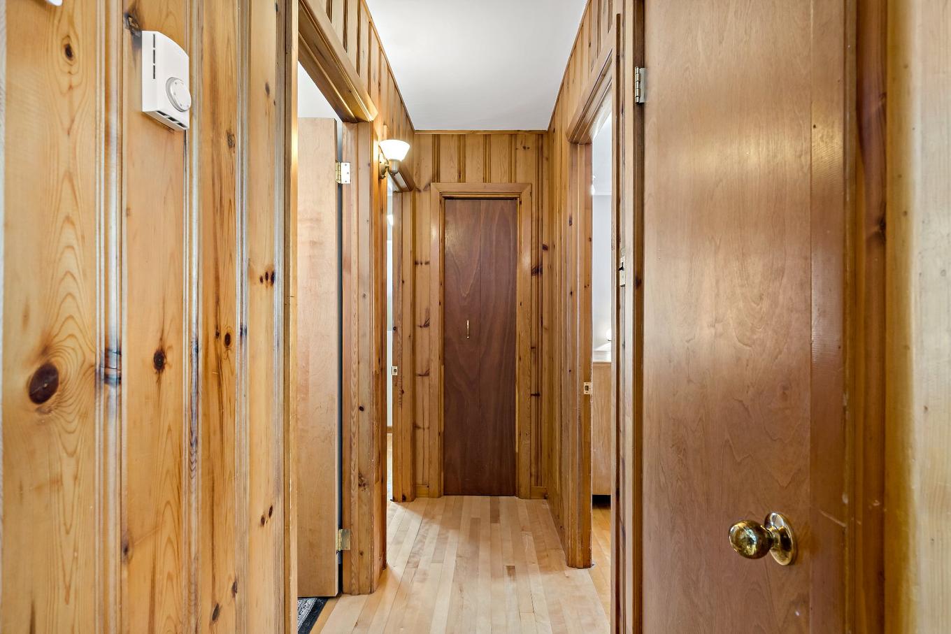 Passageway - 202 Ch. Brunette, Lac-Supérieur, QC - Indoor Photo Showing Other Room