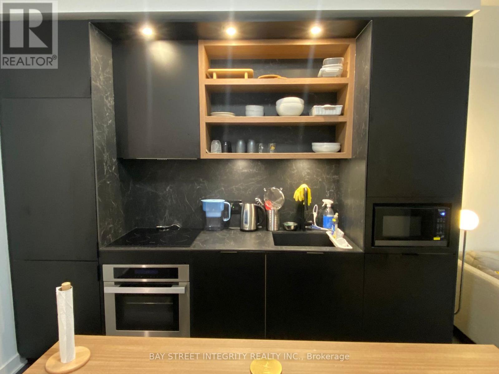 2009 - 55 Charles Street E, Toronto, ON - Indoor Photo Showing Other Room