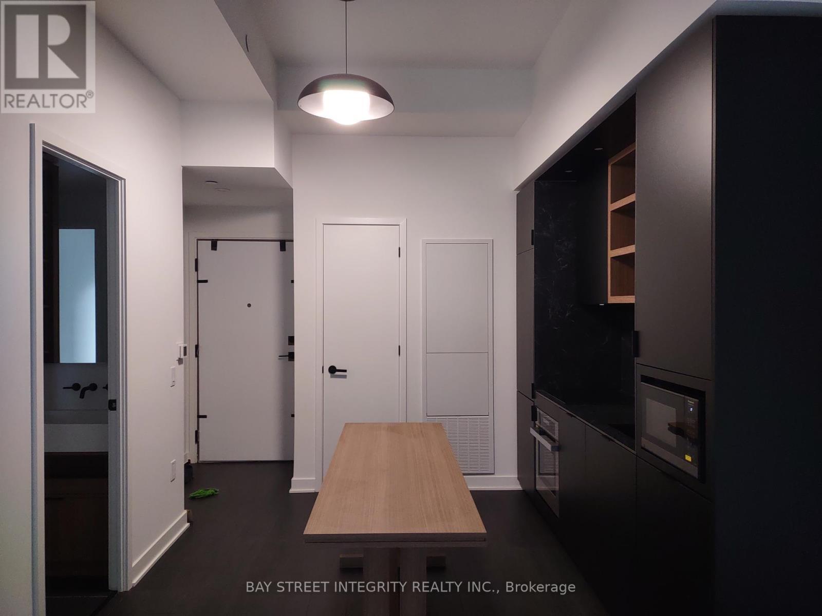 2009 - 55 Charles Street E, Toronto, ON - Indoor Photo Showing Other Room