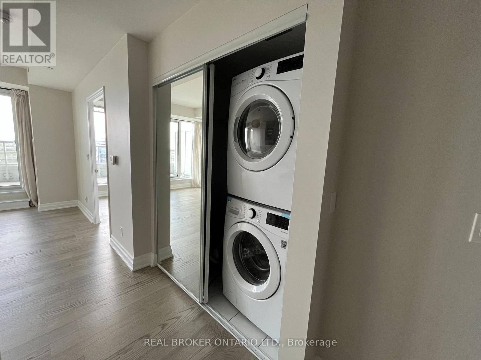 1111 - 8 Rouge Valley Drive, Markham, ON - Indoor Photo Showing Laundry Room