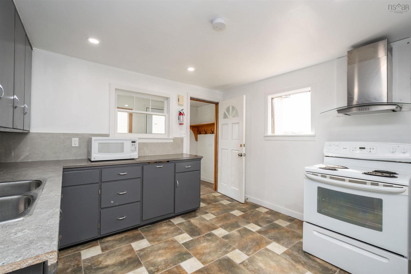 12 Layton Road, Halifax, NS