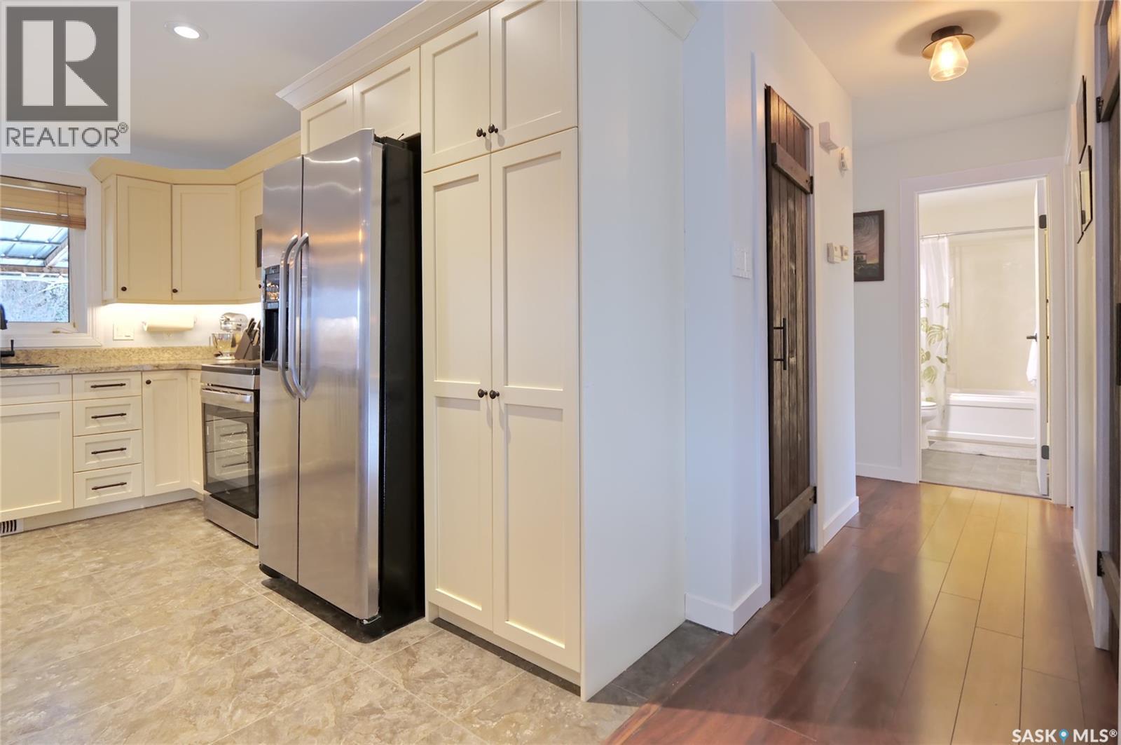 56 Bluebell Crescent, Moose Jaw, SK - Indoor Photo Showing Kitchen