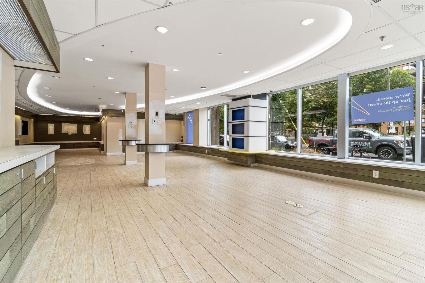 5690 Spring Garden Road, Halifax, NS