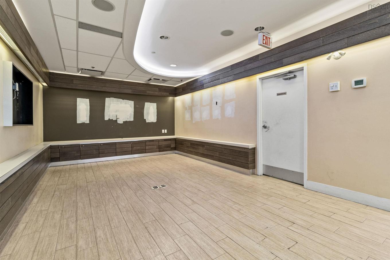 5690 Spring Garden Road, Halifax, NS