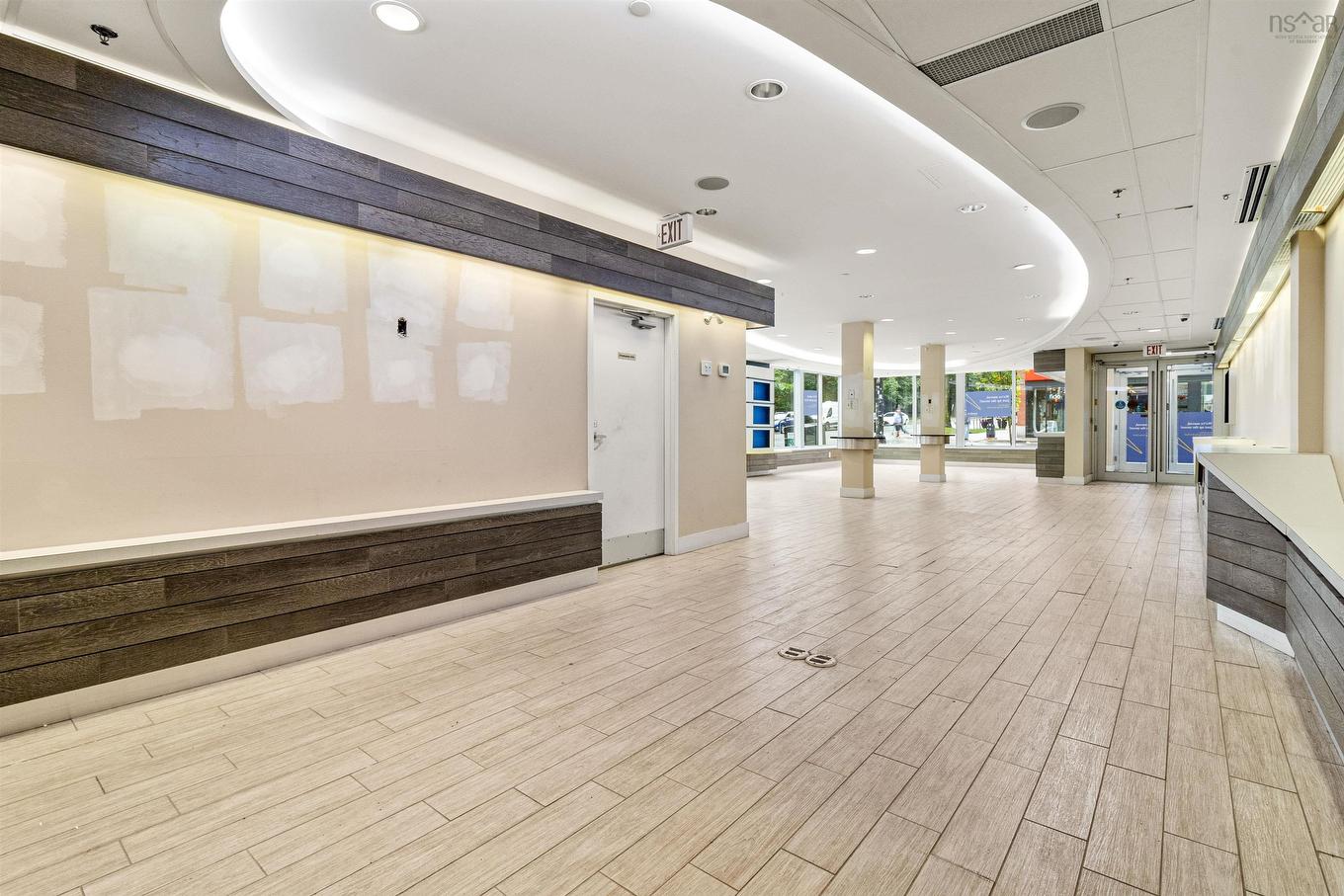 5690 Spring Garden Road, Halifax, NS