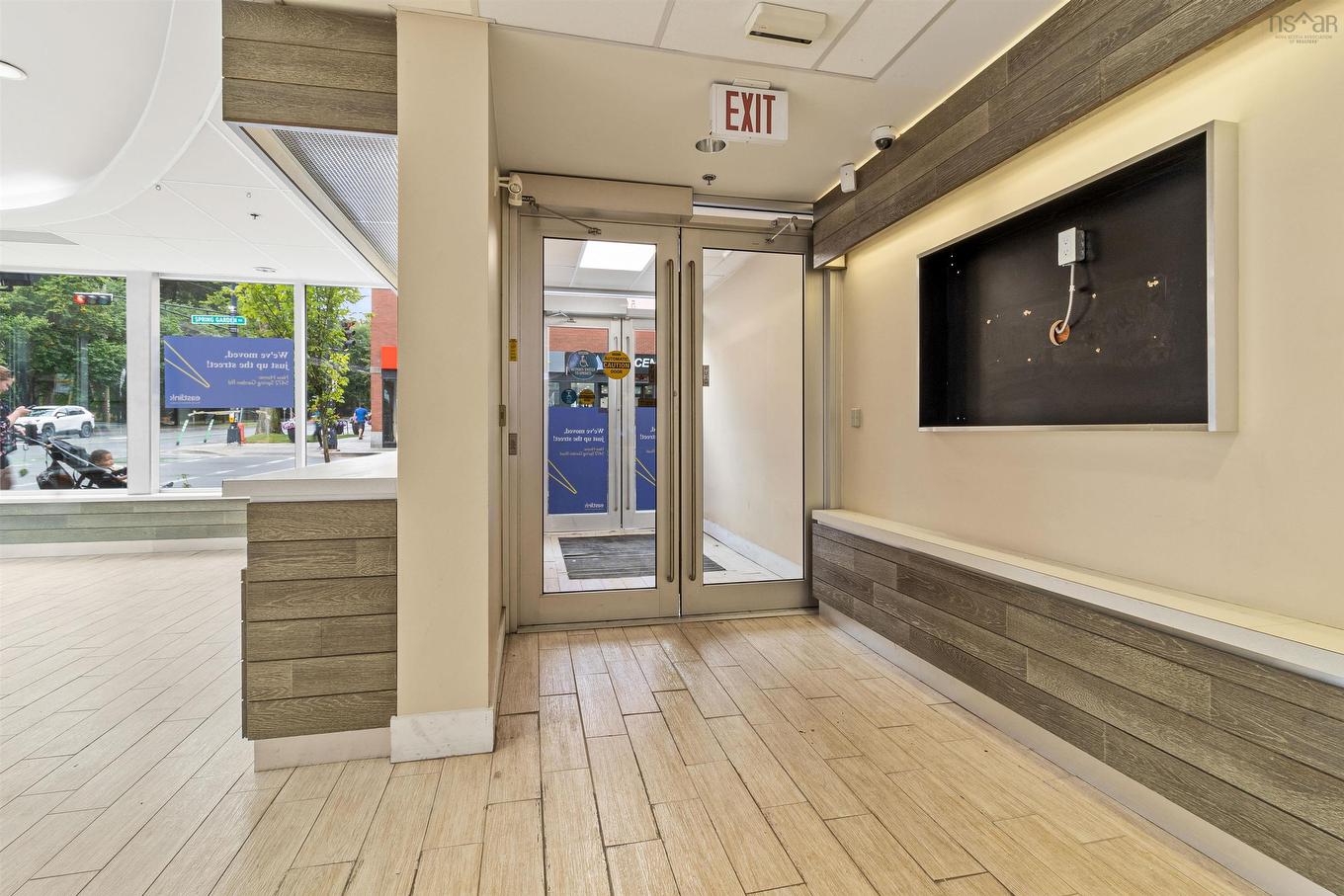 5690 Spring Garden Road, Halifax, NS