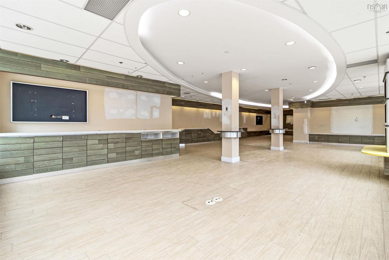 5690 Spring Garden Road, Halifax, NS