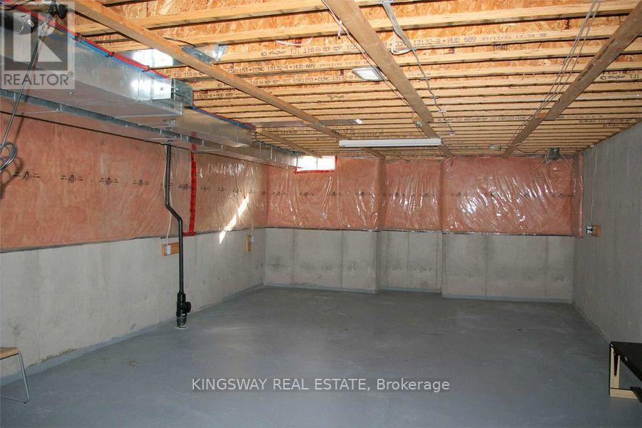 3022 Mission Hill Drive, Mississauga, ON - Indoor Photo Showing Basement