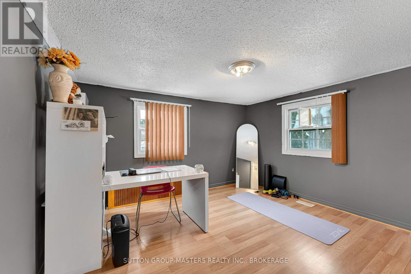 1677 County 2 Road, Front Of Yonge, ON - Indoor Photo Showing Other Room