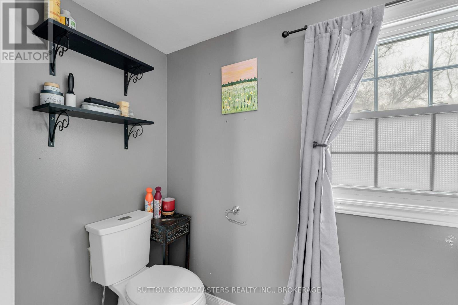 1677 County 2 Road, Front Of Yonge, ON - Indoor Photo Showing Bathroom