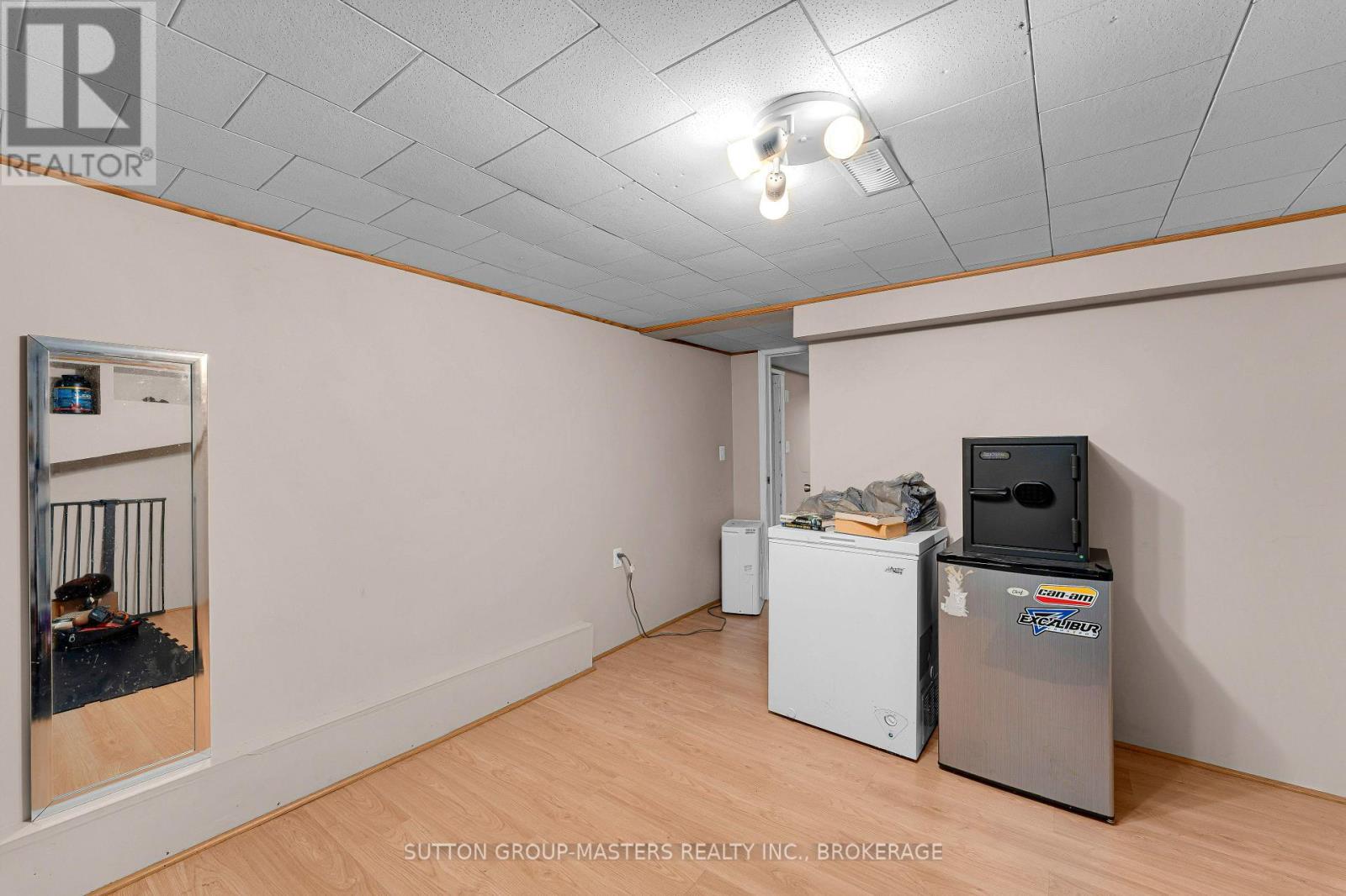 1677 County 2 Road, Front Of Yonge, ON - Indoor