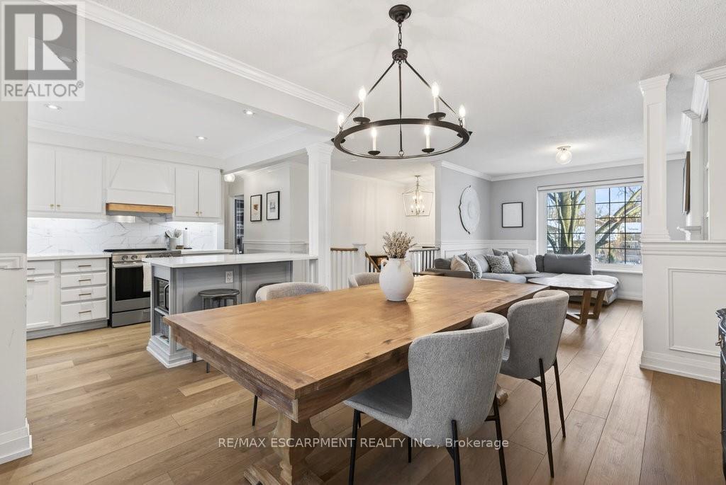 16 Forestgate Drive, Hamilton, ON - Indoor Photo Showing Other Room