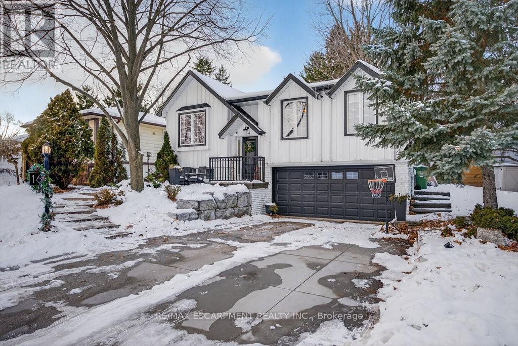16 Forestgate Drive, Hamilton, ON - Outdoor With Facade