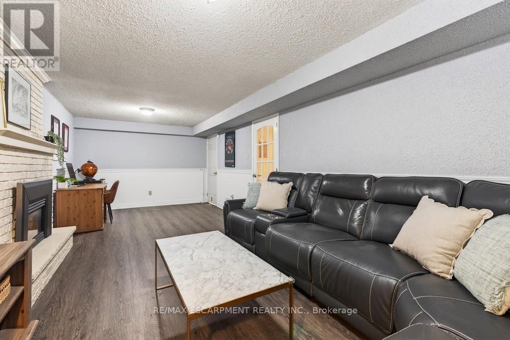 16 Forestgate Drive, Hamilton, ON - Indoor Photo Showing Living Room With Fireplace