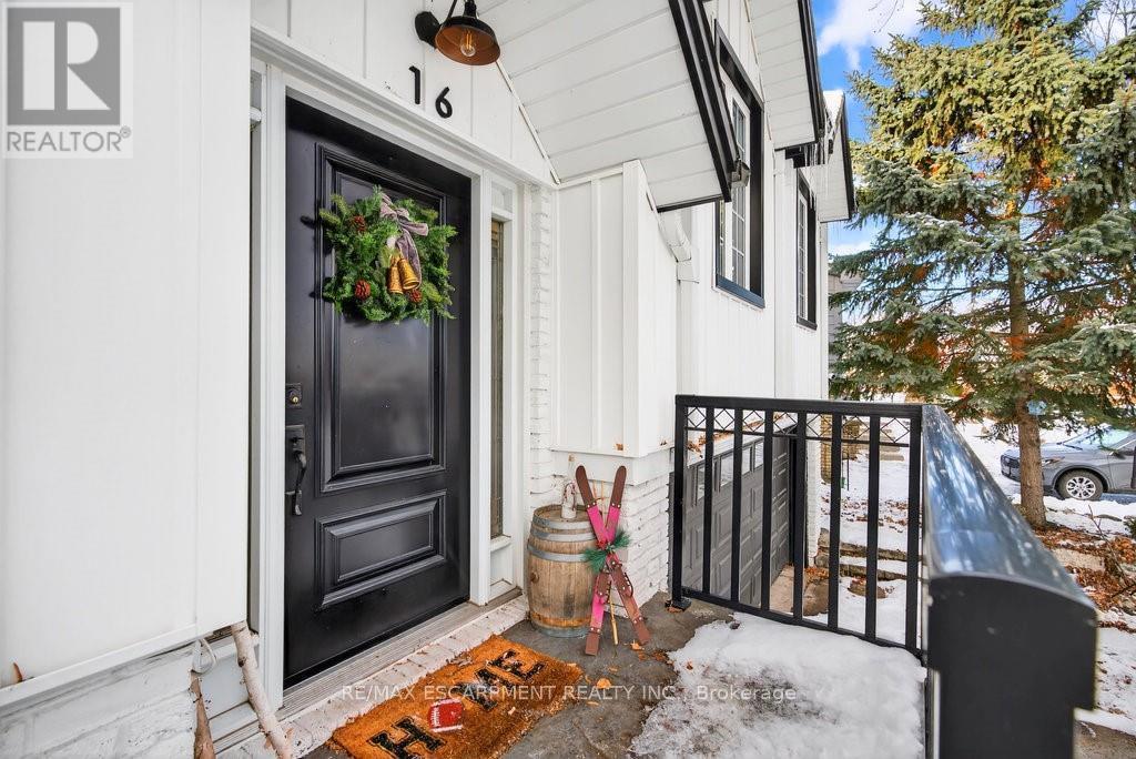 16 Forestgate Drive, Hamilton, ON - Outdoor With Exterior